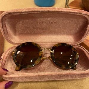 MIU MIU Tortoise Shell Round Glasses